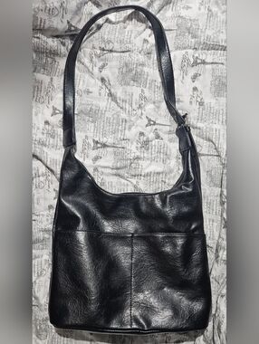 New Classic Black Leather Shoulder Bag With Pouch & Zippers